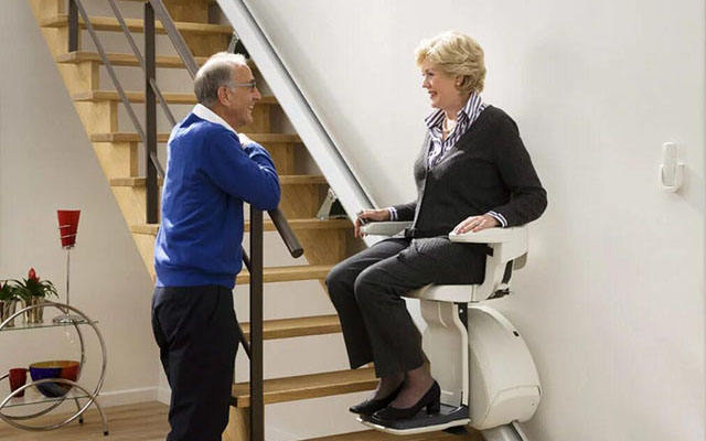 stairlift 02.jpg